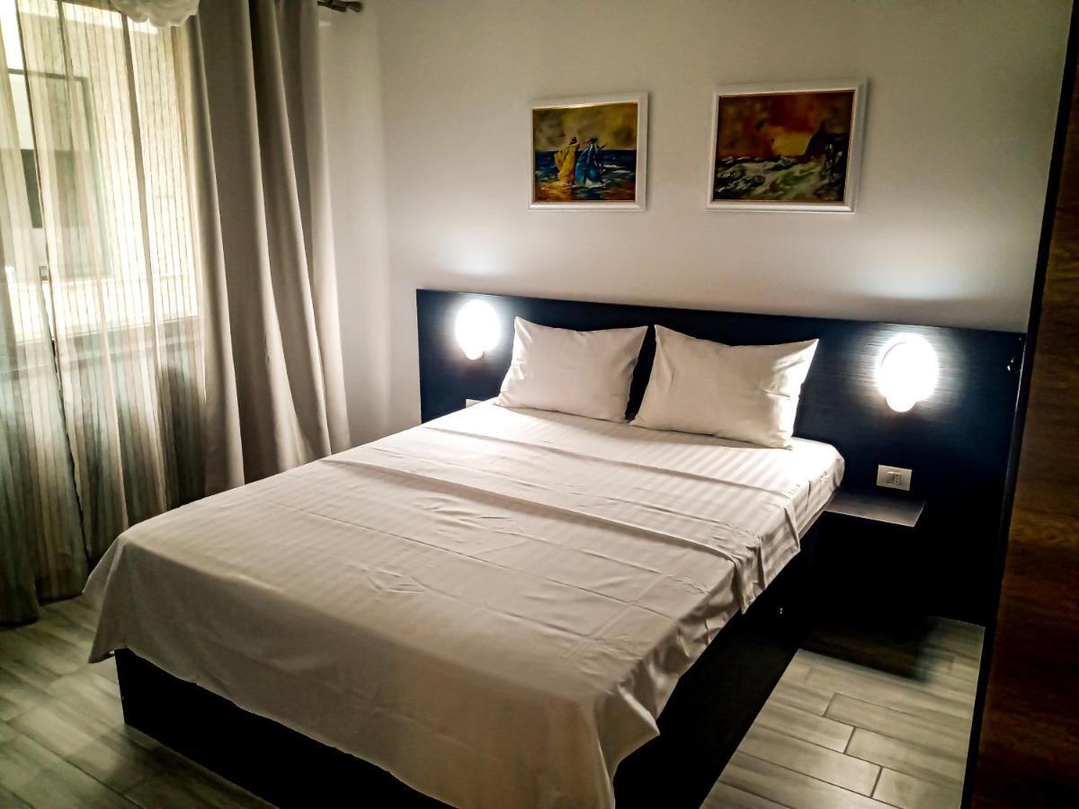 Ric Apartament Năvodari Εξωτερικό φωτογραφία